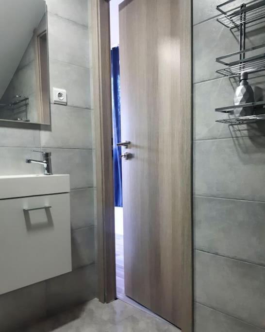 Cozy Room Peny Karlovac Bagian luar foto